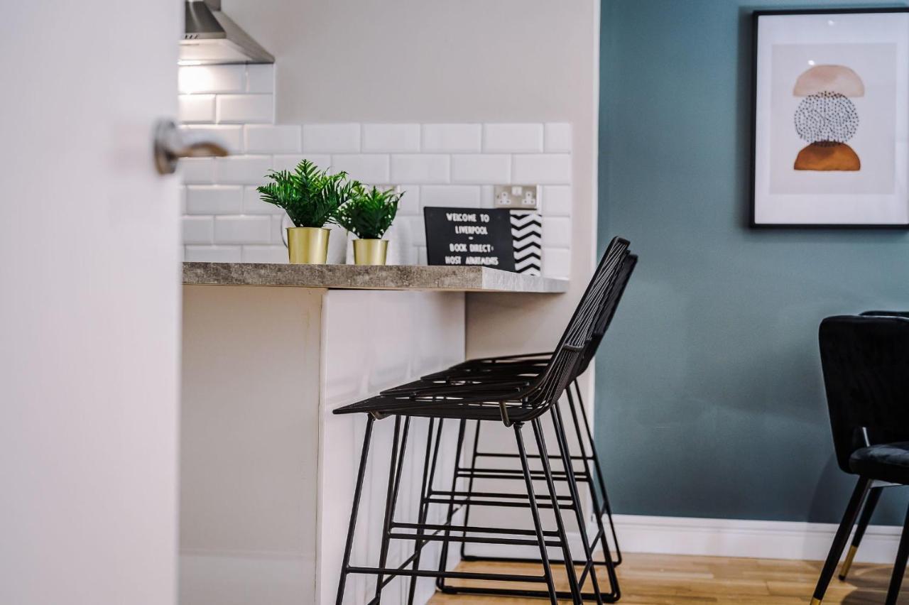 Apartment Host & - Duke Street Abode *