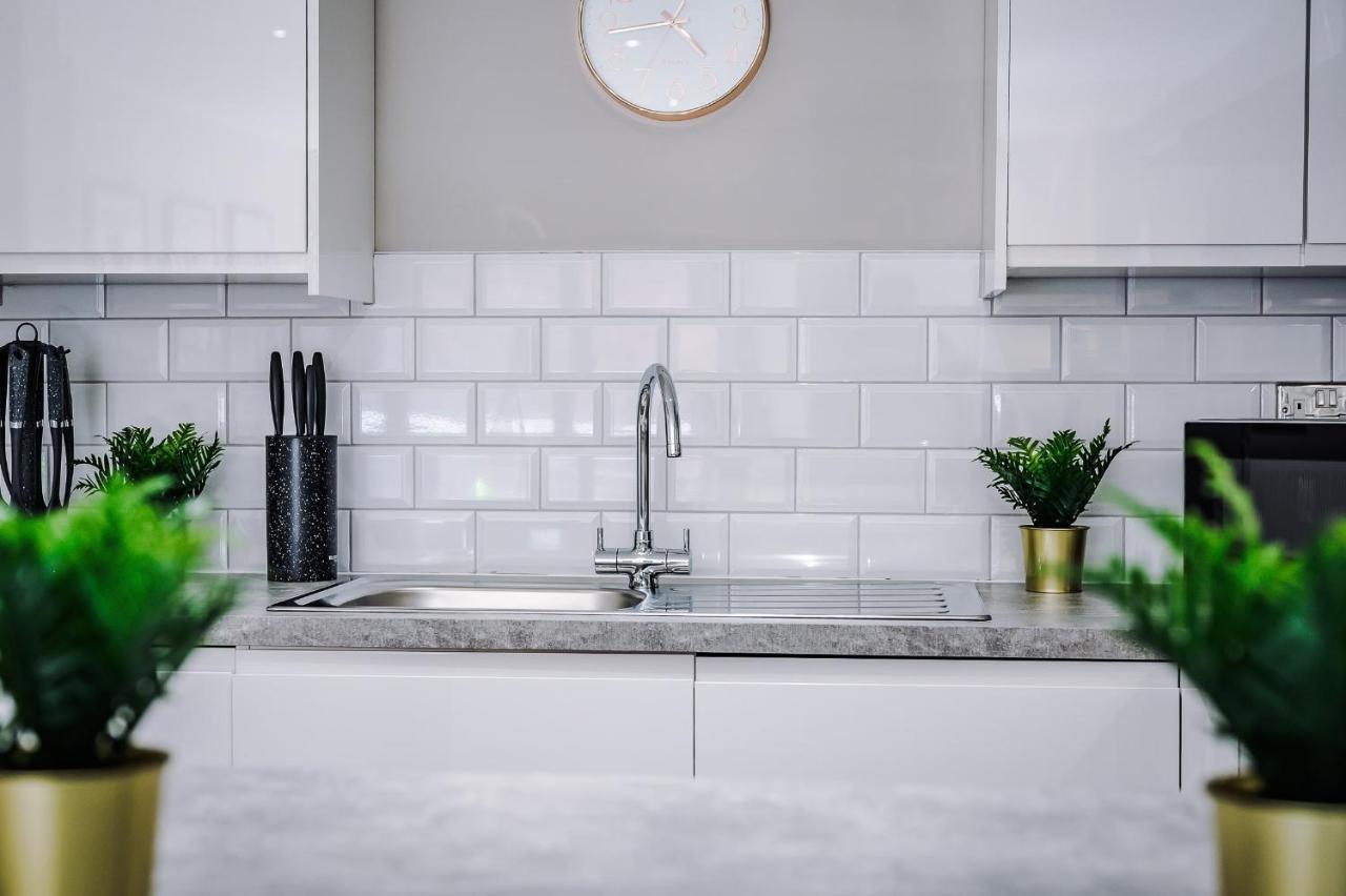 Host & - Duke Street Abode *